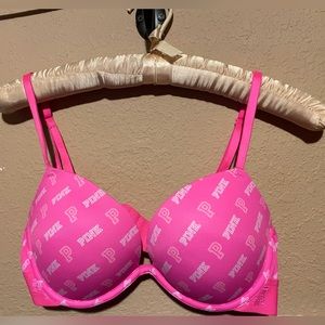 Victoria Secrets Padded/Push up Bra